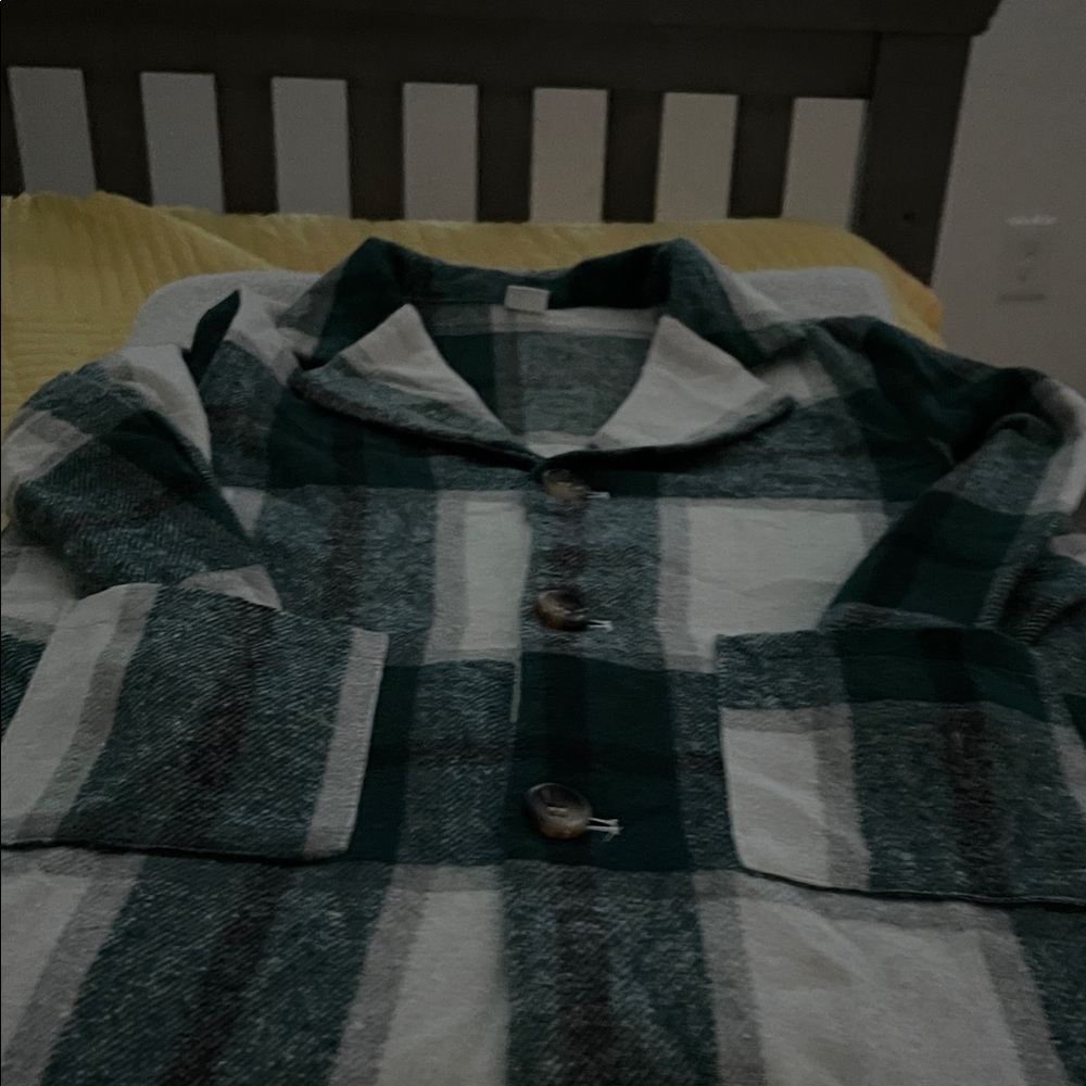 SHEIN Green and White Checkered Jacket - Picture 6 of 6